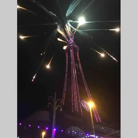 Langan'S Blackpool Holiday Let Esterno foto